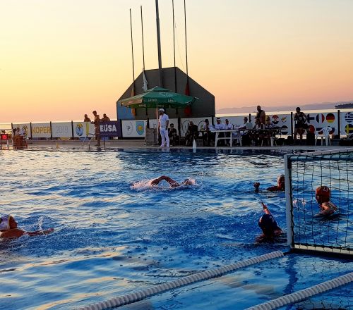 Day 2, EUC Water polo – Record victory for Budapest & Lodz keeps winning!